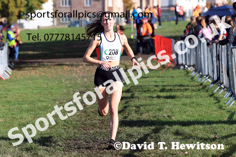 Senior women, 2024 Northern Cross Country Relays, Graves Park, Sheffield.   Photo: David T. Hewitson/Sports for All Pics